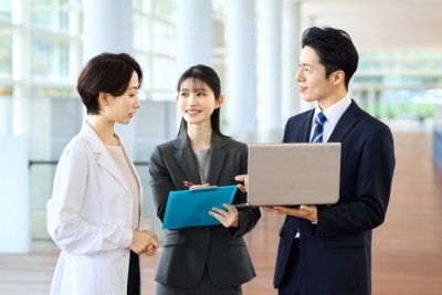 地域に根差した医療経営パートナー　お医者様の経営を徹底サポートする岡崎市の税理士法人アイビス　AI×税理士　AI×社会保険労務士　AI×医療経営