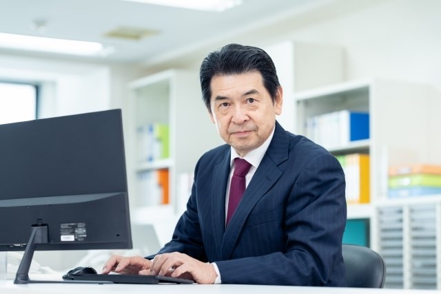 定年延長・廃止で最大160万円！高年齢者の継続雇用を支援